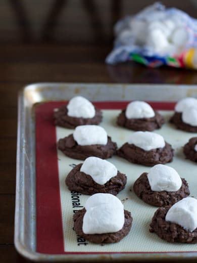 Back-to-school treat: Chocolate marshmallow cookies | Half-Scratched