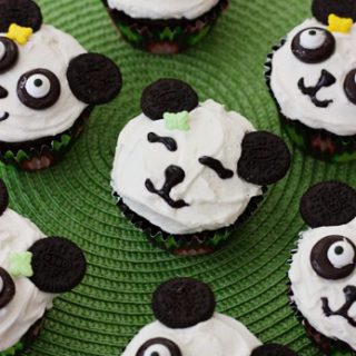 Panda cupcakes