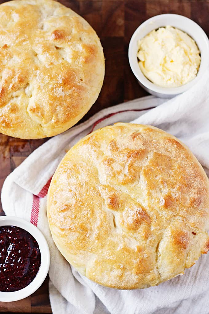 Peasant Bread -- We like this peasant bread so much—and it's so easy to make—I finally had to demand my daughter bake it only on Sundays. We can easily down two loaves! | halfscratched.com #recipe #bread