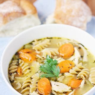 SUPER EASY Homemade Chicken Noodle Soup -- This super easy homemade chicken noodle soup full of roast chicken flavor is one of the easiest homemade chicken noodle soup recipes you can make!