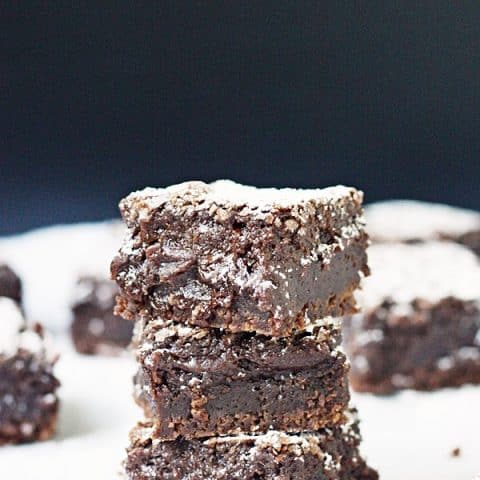 Chew Chocolate Fudge Brownies -- These chewy chocolate fudge brownies are the most decadent I have tasted. I am all about rich, chocolate brownies--the chewier and fudgier, the better! | isthisreallymylfie.com #brownies