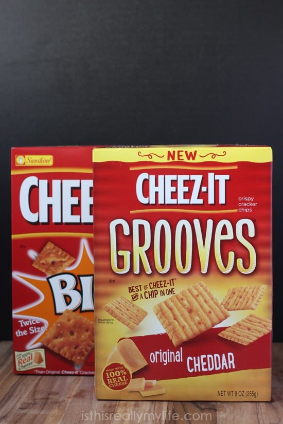 Cheez-It Grooves and Cheez-It Big crackers