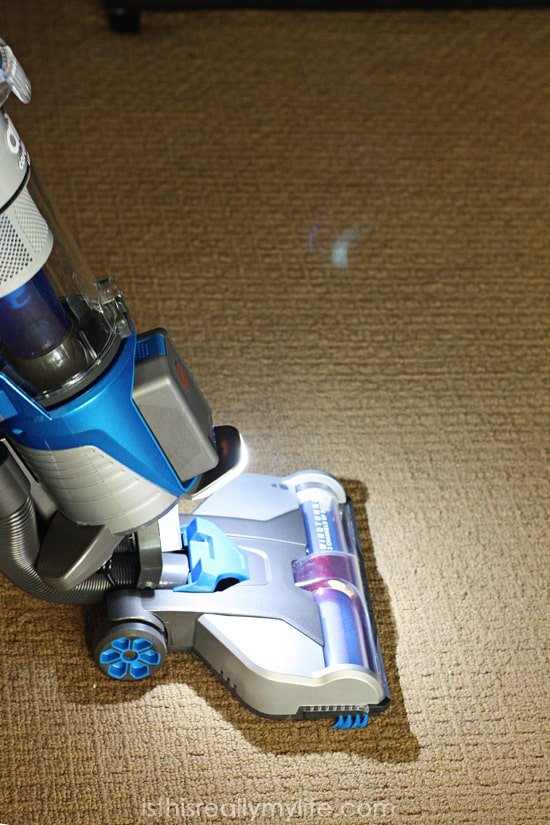Reviews the Hoover Air Cordless Lift Upright Vacuum HalfScratched
