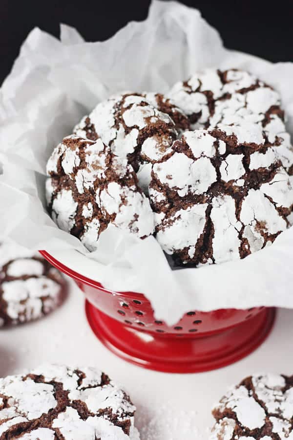 Double Chocolate Crinkle Cookies - Instant espresso powder + mini semisweet chocolate chips = next-level double chocolate crinkle cookies. One bite and you'll be hooked! #halfscratched #chocolate #cookies #crinklecookies #baking #cookierecipe #holidayrecipe #easyrecipe 