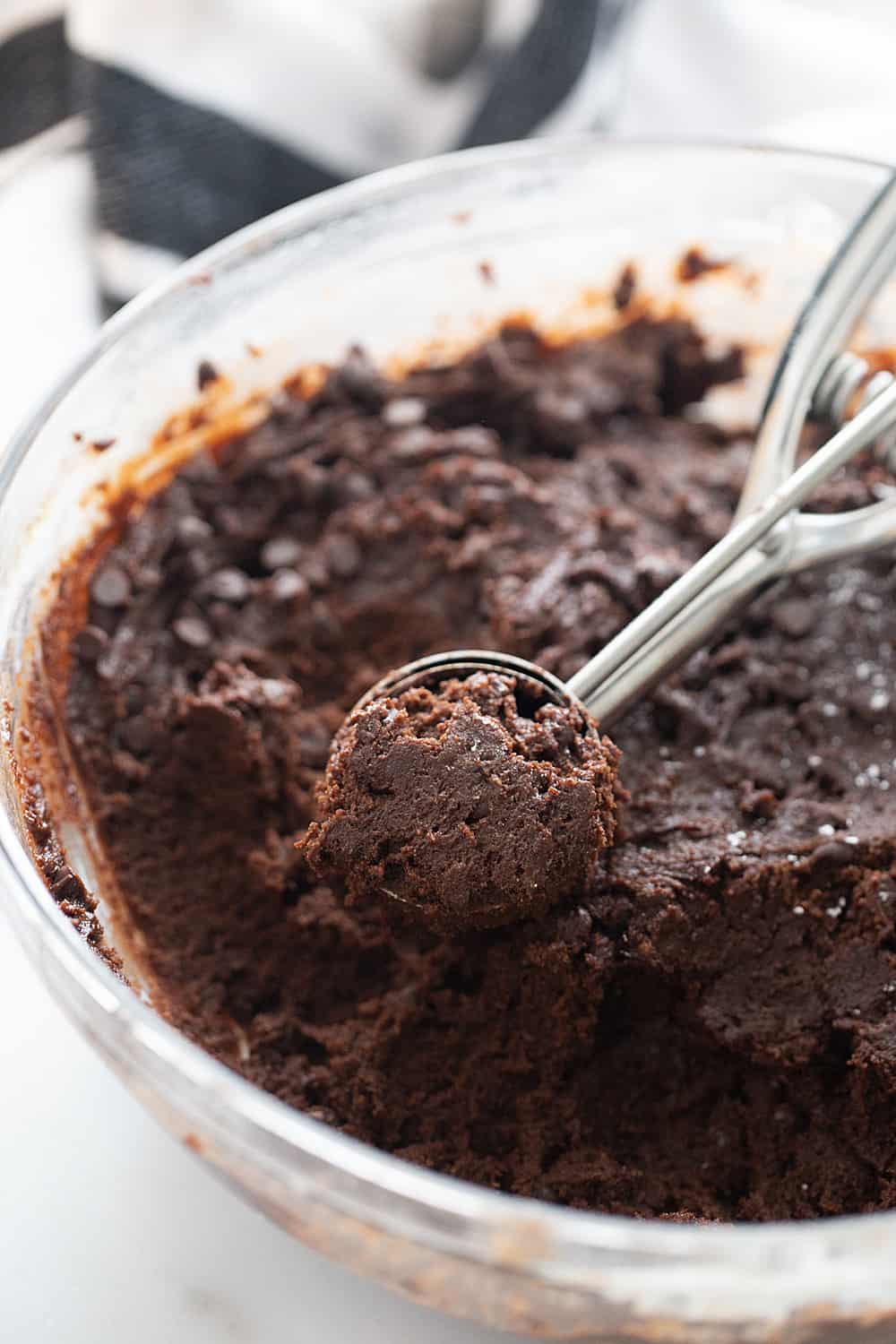 Double Chocolate Crinkle Cookies - Instant espresso powder + mini semisweet chocolate chips = next-level double chocolate crinkle cookies. One bite and you'll be hooked! #halfscratched #chocolate #cookies #crinklecookies #baking #cookierecipe #holidayrecipe #easyrecipe 