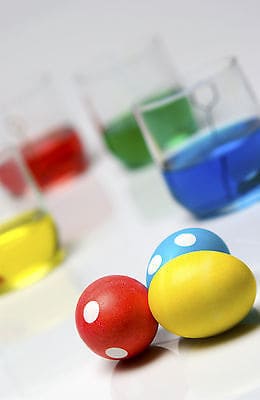 20 Different Ways to Dye Easter Eggs | Half-Scratched