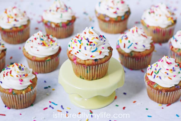 Butter Icing For Cake Covering Butter Icing For Cake Covering