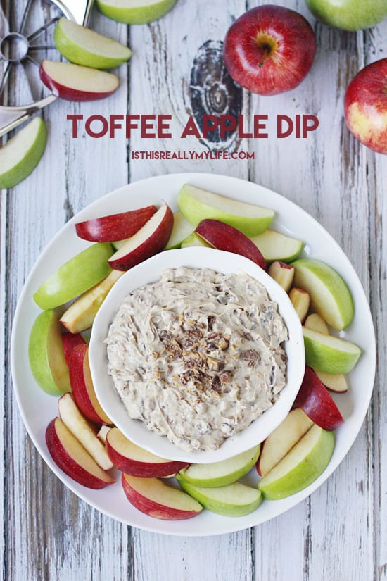Toffee Apple Dip -- only 5 ingredients and 5 minutes  for the most decadent dessert dip. Perfect with apples, graham crackers, pretzels...the options are endless!