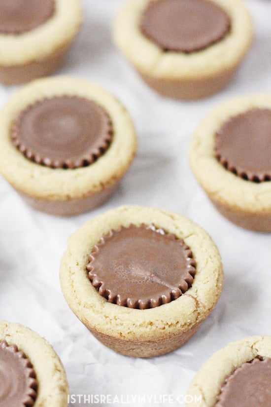 Chewy Peanut Butter Cup Cookies -- These chewy peanut butter cup cookies are a classic and always a hit at cookie exchanges. They're also perfect for those holiday cookie plates!