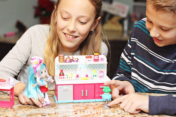 Happy Places Shopkins Decorator Pack Kitty Kitchen Happy Places Shopkins Decorator Pack Kitty Kitchen