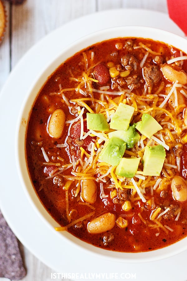 Slow Cooker Sweet Tortilla Soup -- Slow cooker sweet tortilla soup is slightly sweet, super family friendly and a cinch to make. That must be why it is extra delicious! | halfscratched.com