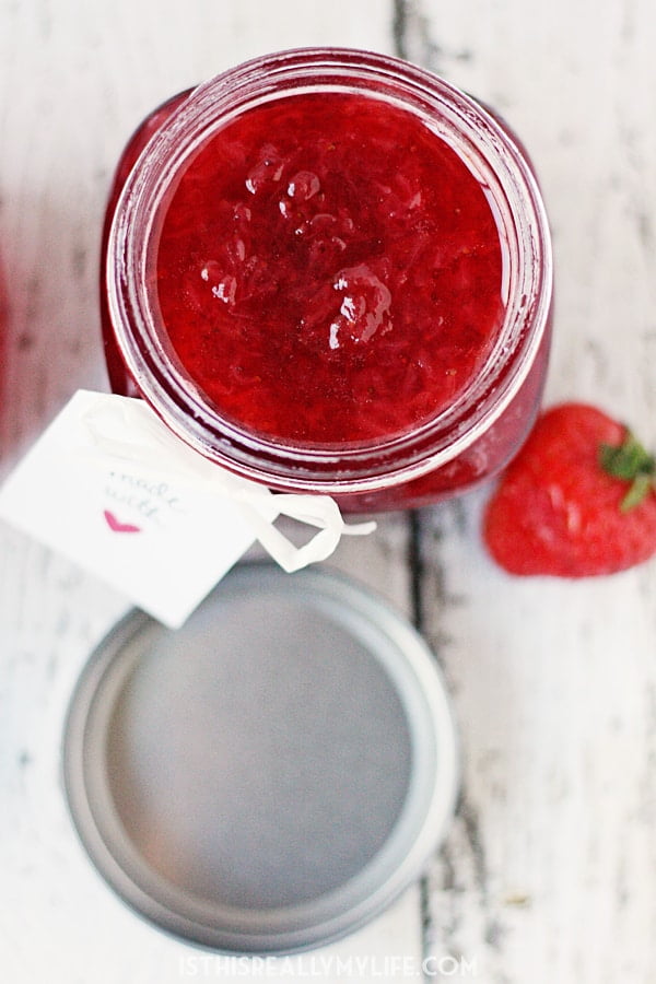 Simple Berry Syrup HalfScratched