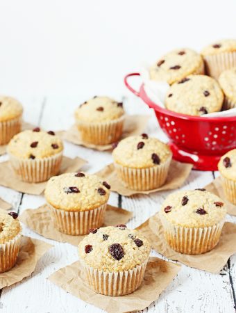 Oatmeal Raisin Cake Mix Muffins -- Bake a batch of these oatmeal raisin cake mix muffins and see if your family doesn't eat them in record time. Don't like raisins? Try mini chocolate chips or craisins instead! | halfscratched.com #recipe #breakfast