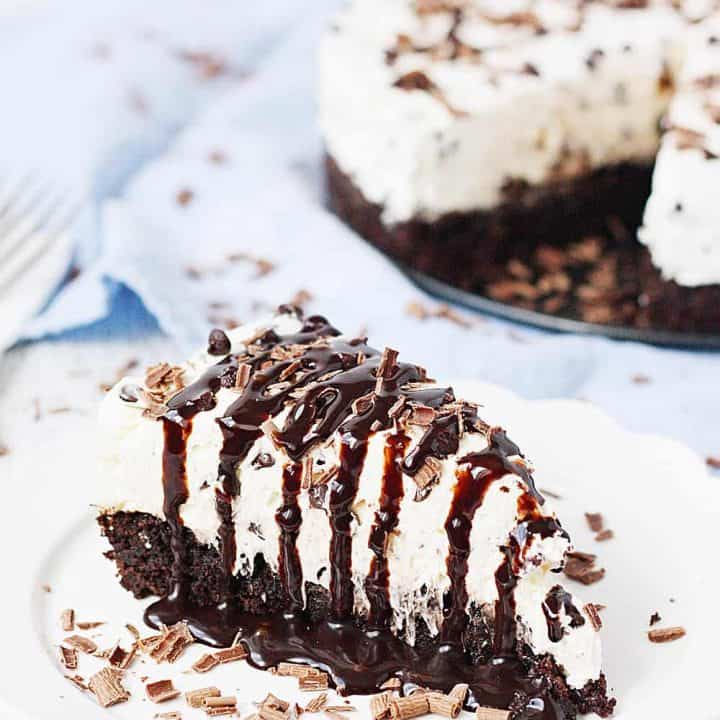 Easy Chocolate Chip Brownie Cheesecake