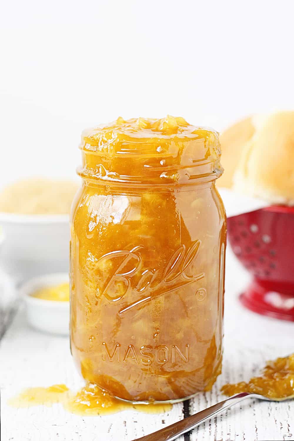Warm Pineapple Sauce jar from the side.