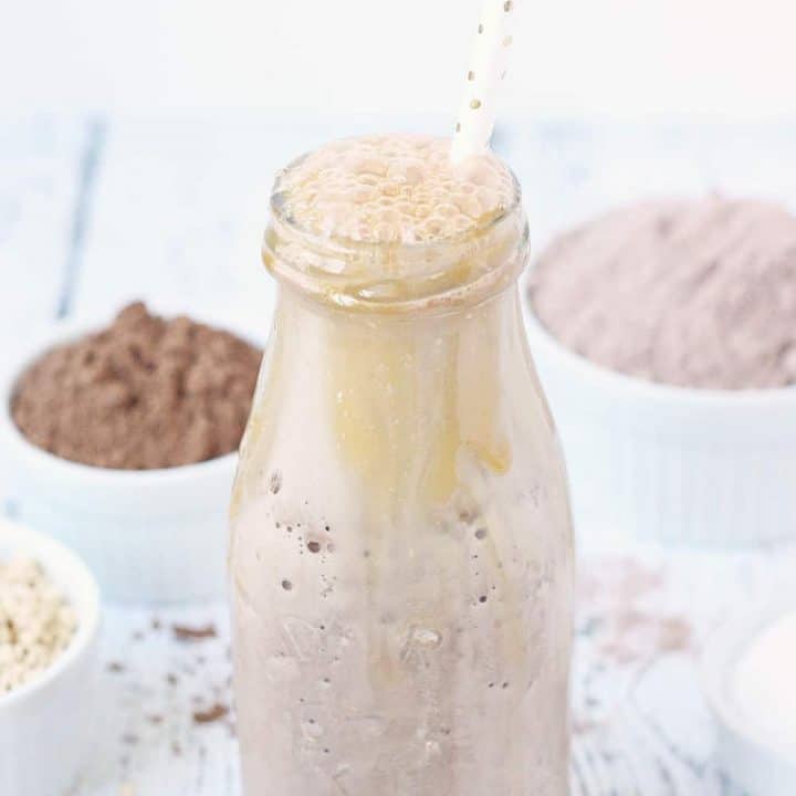 Healthy Chocolate Caramel Peanut Butter Smoothie -- This healthy chocolate caramel peanut butter smoothie tastes like dessert! Change up that ol' chocolate protein shake by adding sugar-free caramel syrup, peanut butter powder, and a pinch of kosher sea salt. | halfscratched.com #smoothie #chocolate #peanutbutter #proteinshake