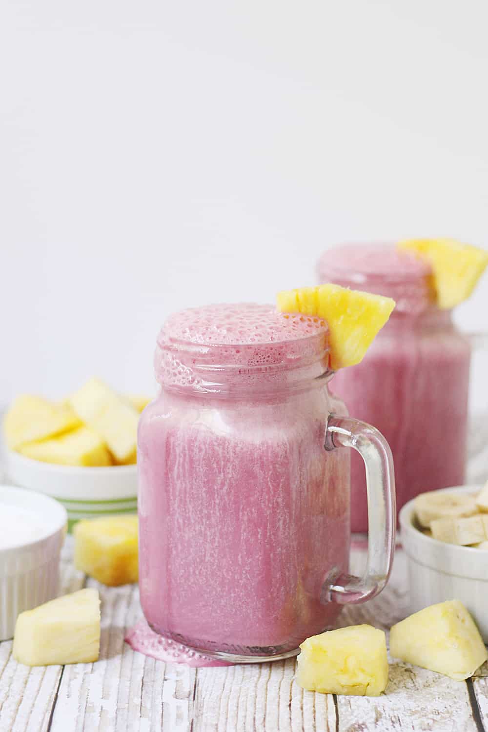 4-Ingredient Pineapple Cranberry Smoothie