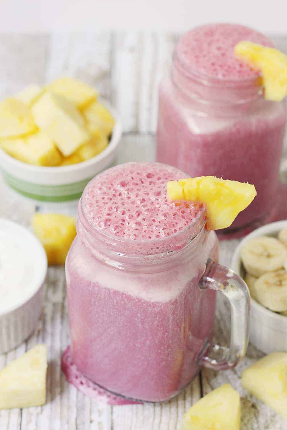 4-Ingredient Pineapple Cranberry Smoothie