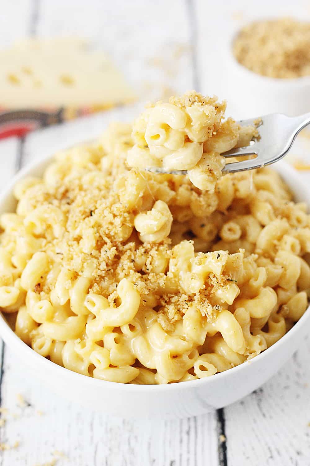 Easy Instant Pot Mac and Cheese - This easy Instant Pot mac and cheese is the creamiest, cheesiest, downright most delicious Instant Pot mac and cheese recipe ever! #macandcheese #instantpot #pressurecooker #macaroniandcheese #pasta #easyrecipe #recipe #cooking #halfscratched #ad #jarlsberg #cheese
