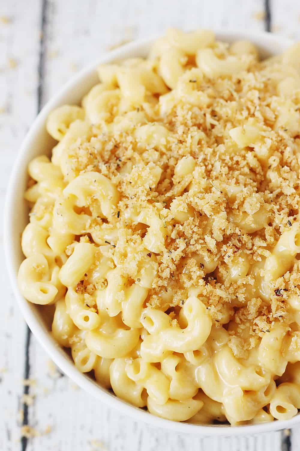 Easy Instant Pot Mac and Cheese - This easy Instant Pot mac and cheese is the creamiest, cheesiest, downright most delicious Instant Pot mac and cheese recipe ever! #macandcheese #instantpot #pressurecooker #macaroniandcheese #pasta #easyrecipe #recipe #cooking #halfscratched #ad #jarlsberg #cheese