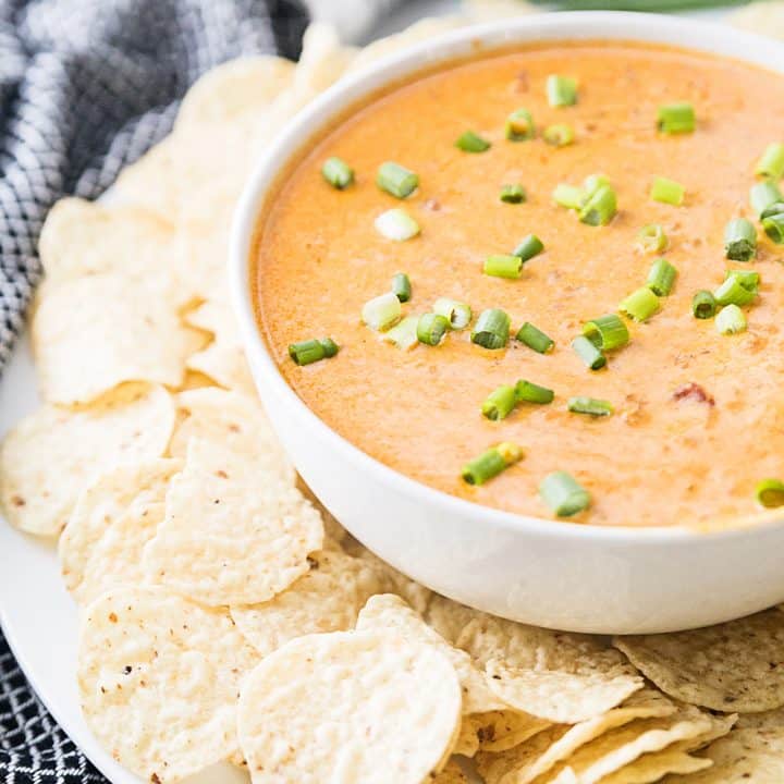 Ready for an extra cheesy, slightly spicy appetizer family and friends will devour in record time? Whip up some easy chorizo cheese dip. Your guests--and your taste buds--will thank you. #halfscratched #chorizo #chorizodip #appetizer #cheese #easyrecipe #baking #cooking #holidayrecipe #gamedayrecipe