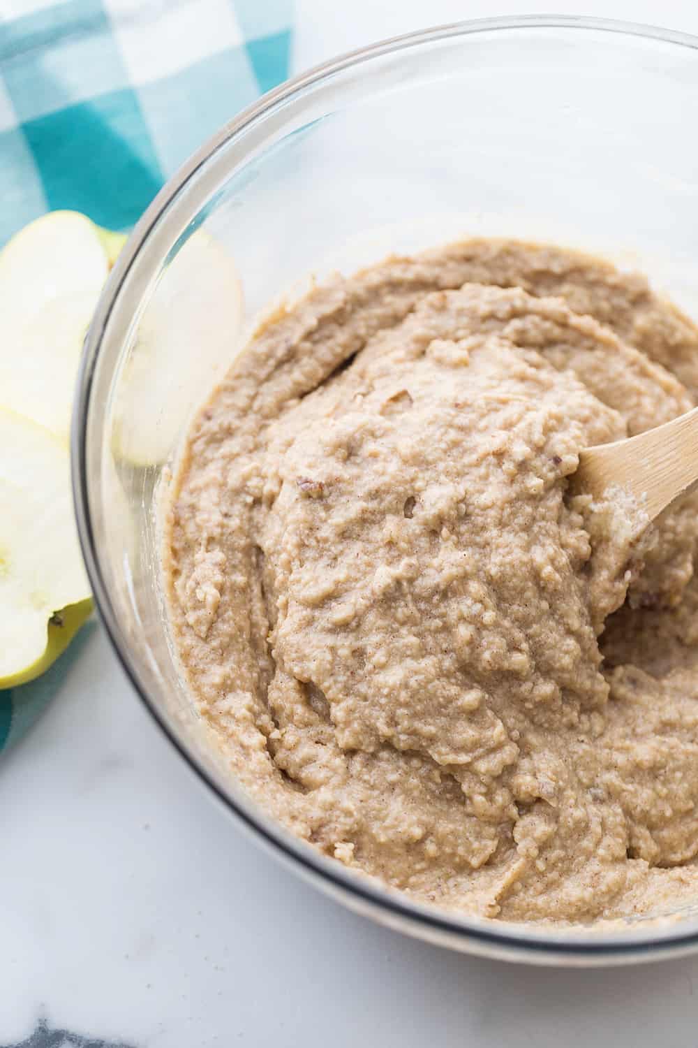 Applesauce Crunch Cake - There's applesauce cake and then there's applesauce CRUNCH cake. Why go for ordinary when you can opt for extraordinary with a crunchy topping? #cake #dessert #applesaucecake #easyrecipe #baking #sweets #easycake #cakerecipe #HalfScratched