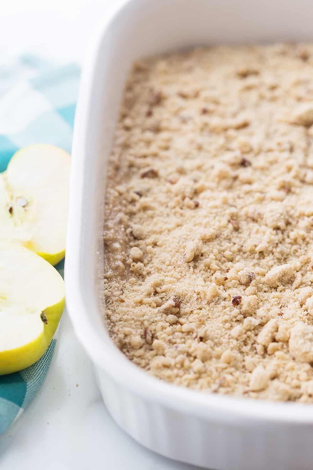 Applesauce Crunch Cake - There's applesauce cake and then there's applesauce CRUNCH cake. Why go for ordinary when you can opt for extraordinary with a crunchy topping? #cake #dessert #applesaucecake #easyrecipe #baking #sweets #easycake #cakerecipe #HalfScratched