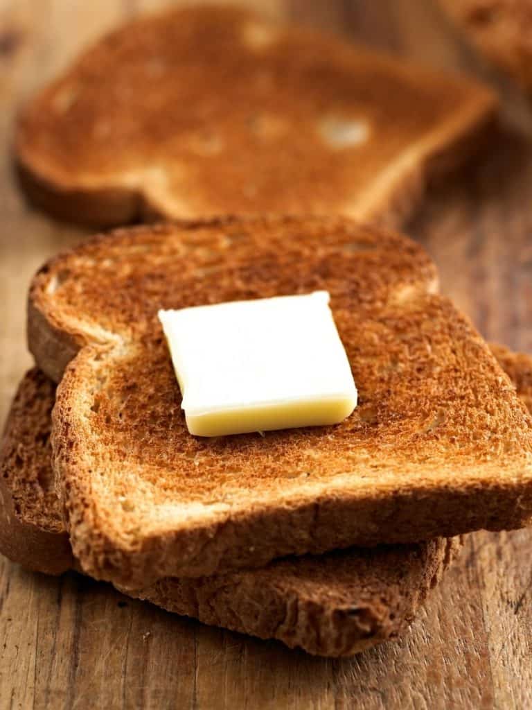 How to Toast Bread in an Air Fryer