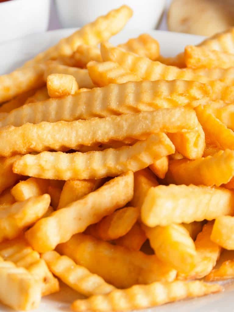 How to Cook Frozen Crinkle-Cut Fries in an Air Fryer