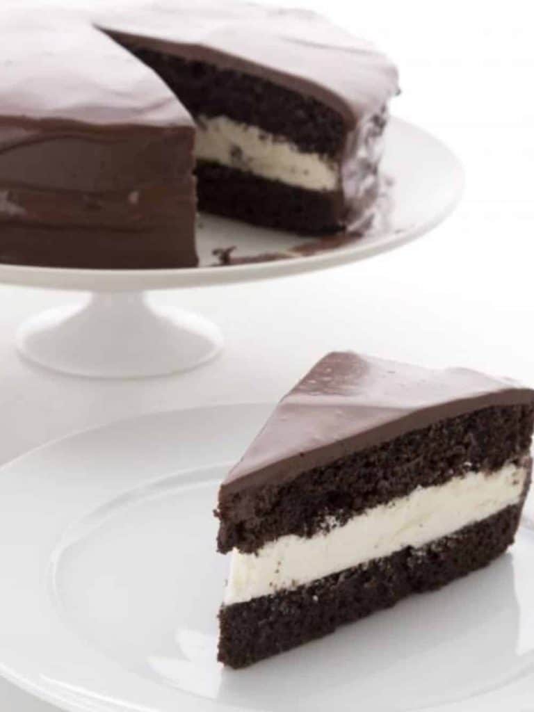 Paula Deen's Ding Dong Cake