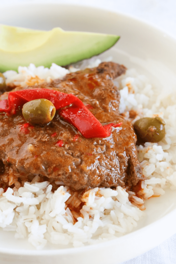 Crock Pot Cube Steaks And Gravy and rice