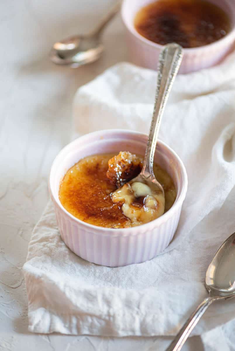 Easy Delicious Crème Brûlée