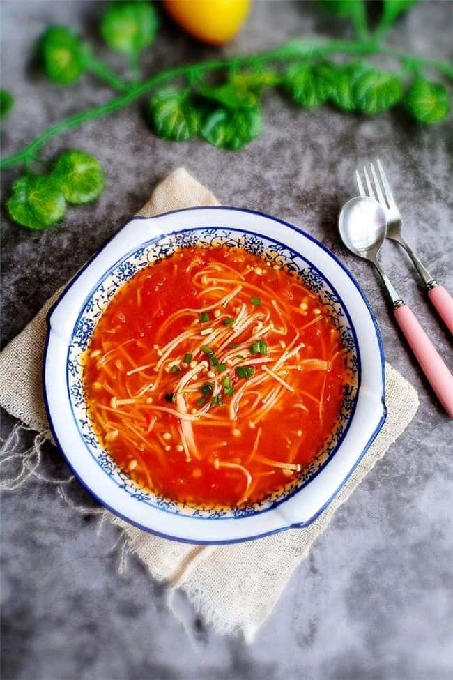 Enoki Mushroom Soup