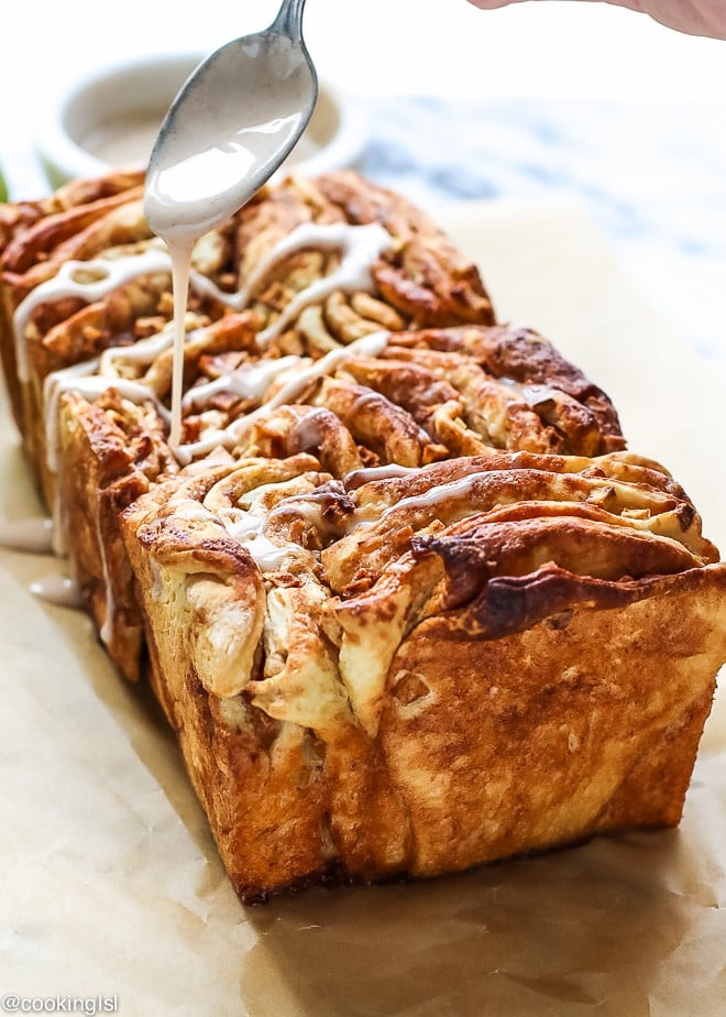 Cinnamon Apple Pull-Apart Bread 