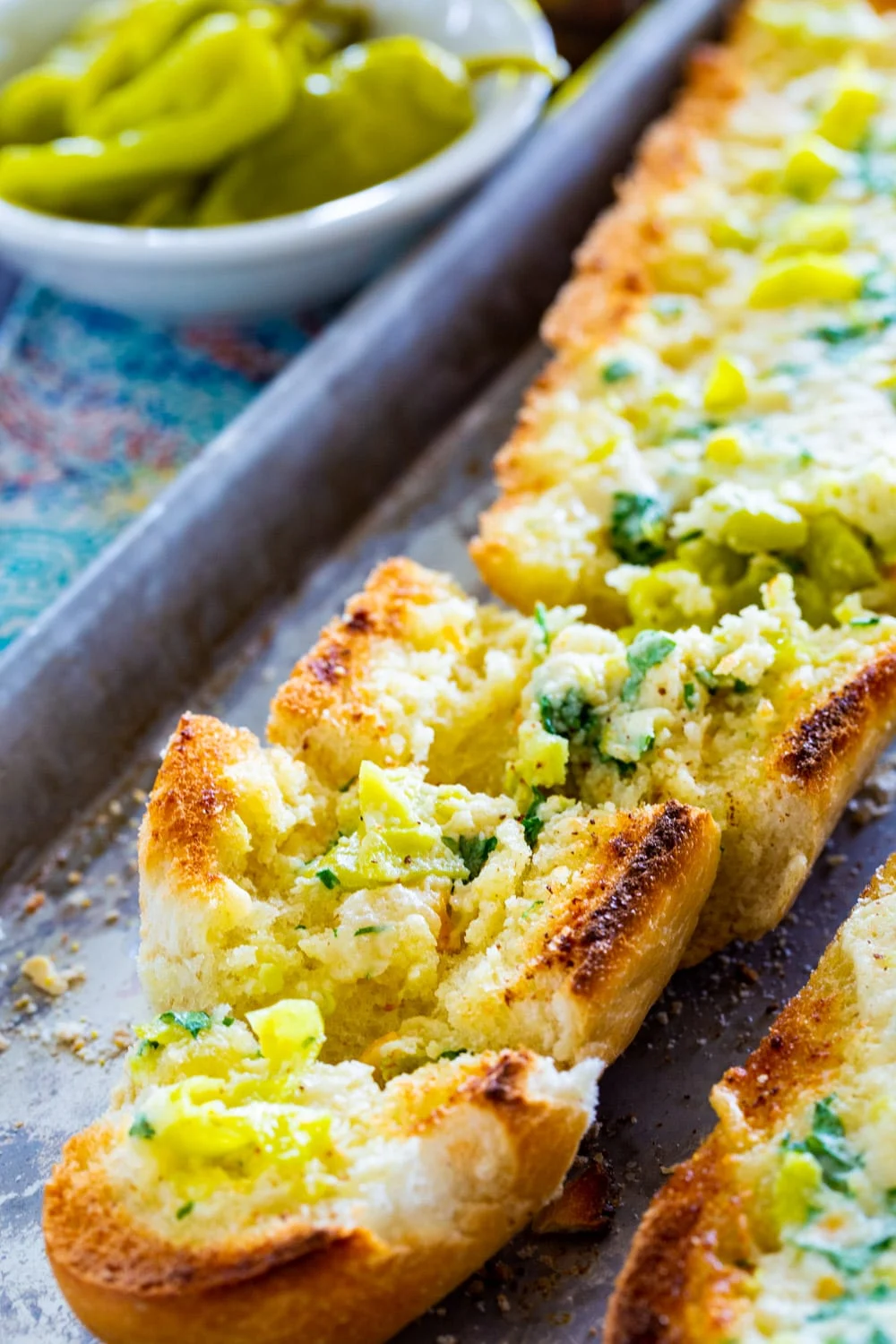 Pepperoncini Garlic Bread