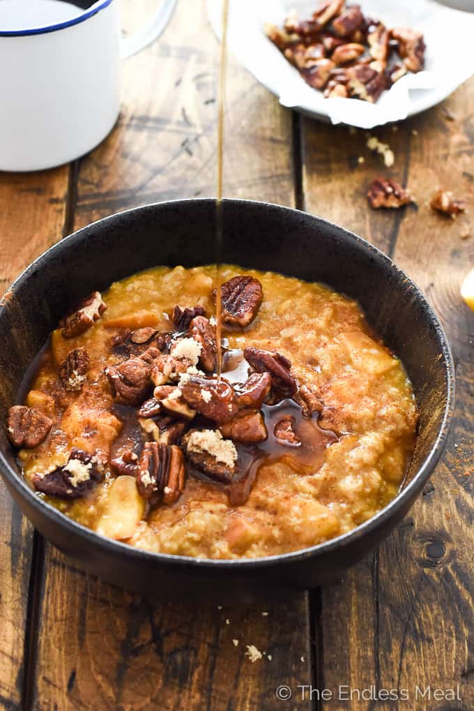 Apple Pumpkin Oatmeal with Maple Pecan Crumble