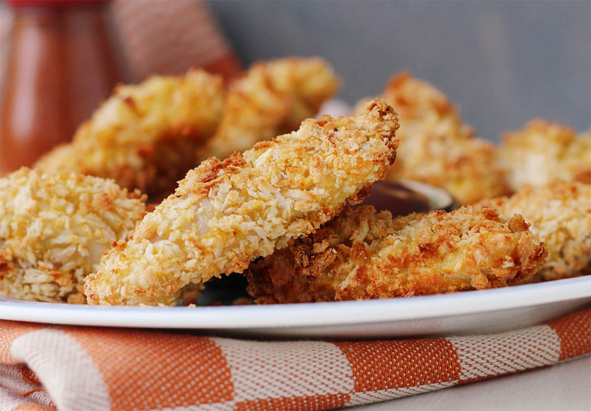Chicken tenders or fingers breaded with panko