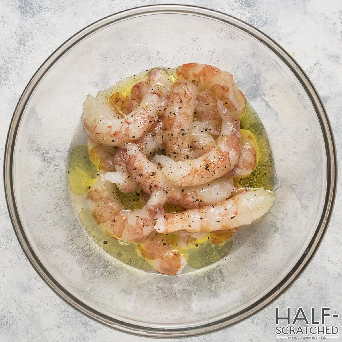 Shrimps with olive oil and white vinegar